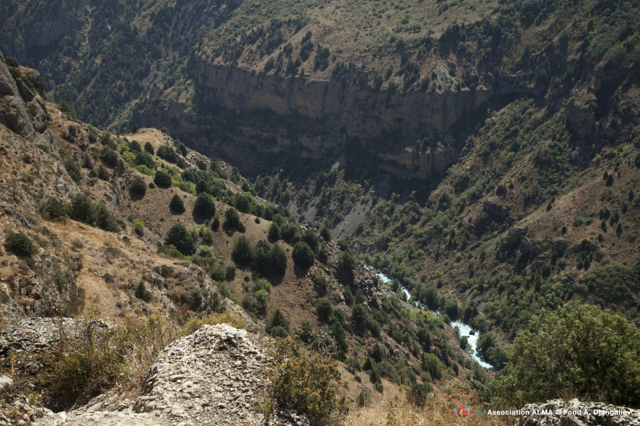 Il canyon desertico di Aksum, nella catena di Karatau, a sud ovest da Tien Shan, circa 1.000 km da Almaty